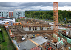 Grünes Klassenzimmer für den grünen Stadtteil - Der Bau der neuen Grundschule macht gute Fortschritte